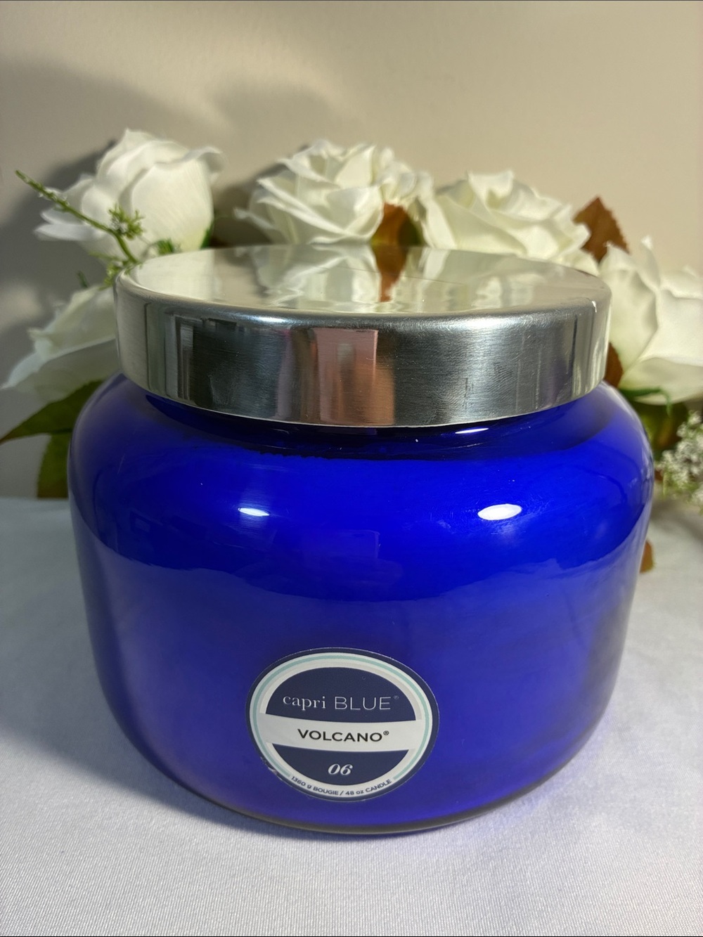 Capri Blue Volcano Scented Candles - Jumbo Blue Color (48 oz) - Picture 3 of 8